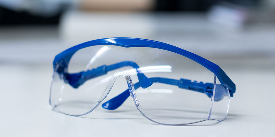 lab goggles